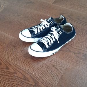 Converse low top